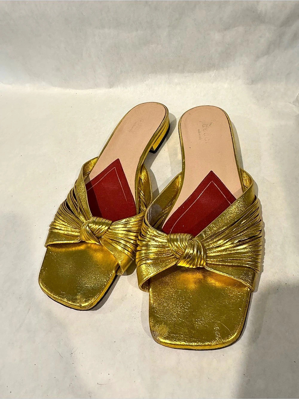 Gucci Gold Bow Slide Sandals EU 37